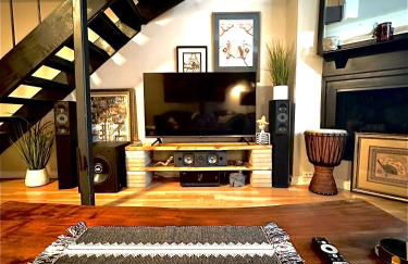 HiFi Sound & Comfort - Uptown Dallas / 2-story loft - Foto 18