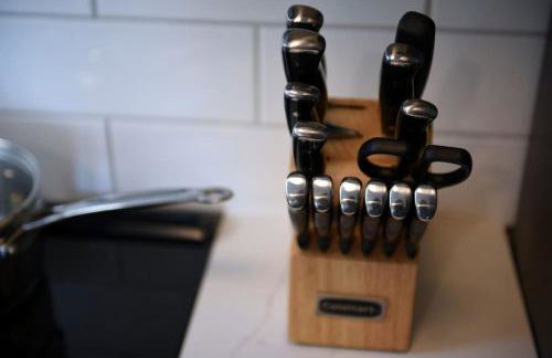 HostWise Stays - Grandview Balcony with Stunning Skyline Views - Foto 50