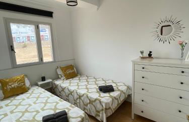 ÁTICO "TURQUESA BEACH" CON PISCINA, TERRAZA y BARBACOA - Foto 7