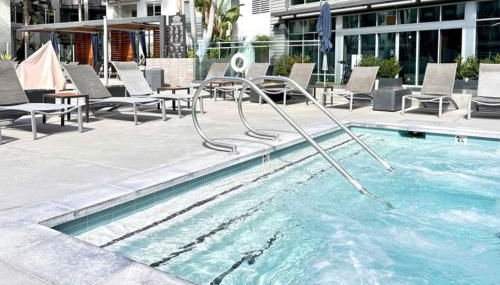 The Mandarin at Main Place - Free Disney Gift Gard - Foto 3