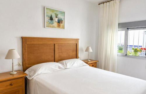 Apartamentos Bajel - Photo 36