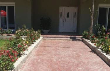 Greek Style Ground Floor Apartment & Pool - Foto 21