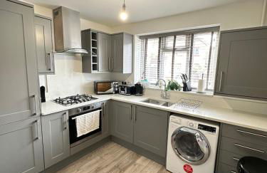 Contemporary Comfort 2-Bedroom 2 bath Home - Foto 24