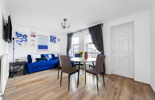 Arte Stays - 3-Bedroom Bright House London, Haggerston, Garden, Parking, 8 min walk to Haggerston Station, weekly or monthly stays, serviced accommodation - 7 guests - Foto 15