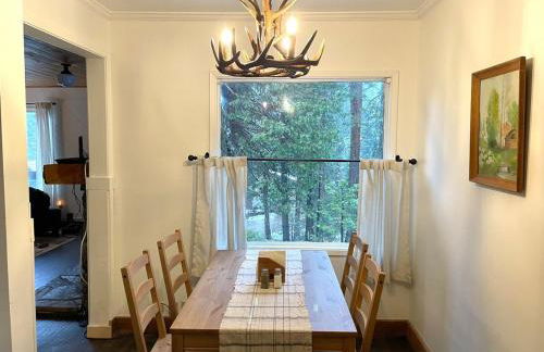 The Cedar House Prime Spot Kayaks & Cool AC - Photo 35