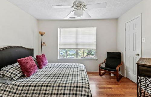 Amazing house in Woodlands fully equipped for 6 - Foto 6