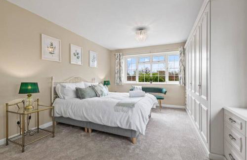 Modern 3 Bedroom Bungalow with Style & Comfort in Leicestershire - Photo 17