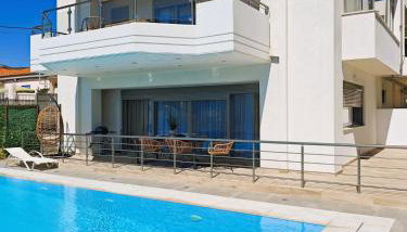 Costa Voula Shared Pool & Beach Apartment A2 - Foto 1