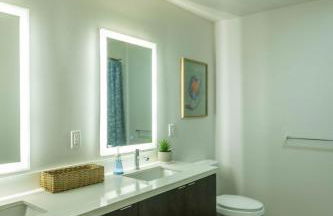 Cozy and Calm Retreat in Heart of Glendale - Foto 12