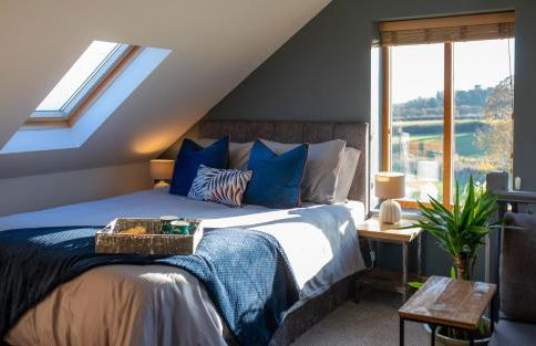 Stunning rural stay with idyllic views & great location - Photo 14