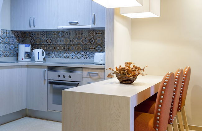 Apartamentos Ambassador - Photo 10