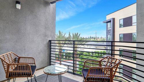 Modern 1BR near Irvine 30 Day Stay - Photo 5