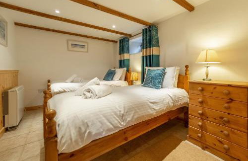 The Threshing Barn - Photo 15