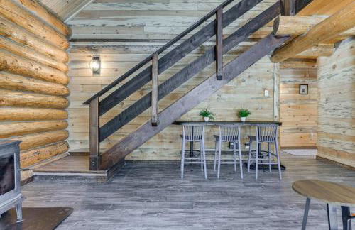 Riverfront Montana Log Cabin with Mountain Views! - Foto 7