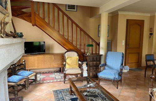 Maison agréable et lumineuse, jardin vue nature, Nant Aveyron - Photo 4