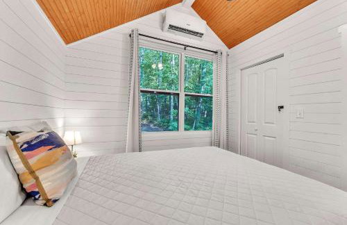 Dogwood Cottage with Private Fire Pit & Sleeps 6 - Foto 4