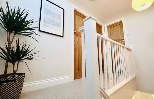 Windsor Coastal Retreat Whitley Bay Sleeps 9 - Foto 17