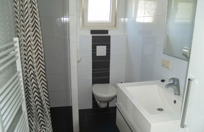 3 bedroom House in IJhorst with swimming pool and terrace - Photo 6