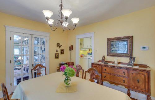 Historic Home with Sunroom - 5 Mi to Lambeau Field! - Foto 7