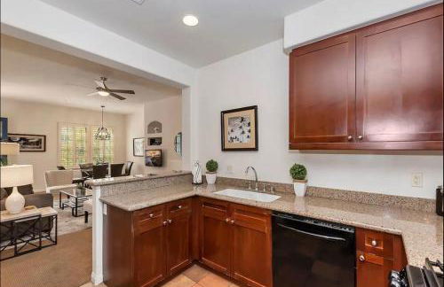 Luxury 1BR Suite Living Room, Patio, Fp & Kitchen, 12 pools -Legacy Villas - Photo 33