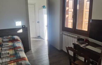 Meina, 2 camere, 2 bagni, giardinetto - Foto 17