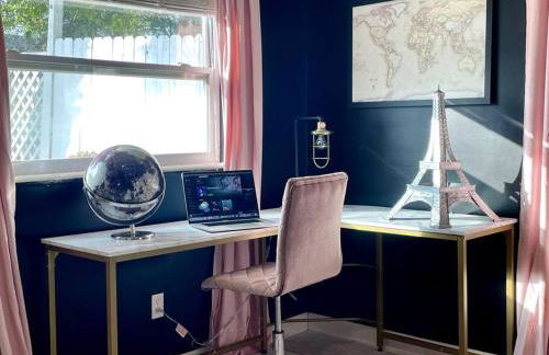 Cozy sanctuary minutes from the bay and beaches - Foto 43