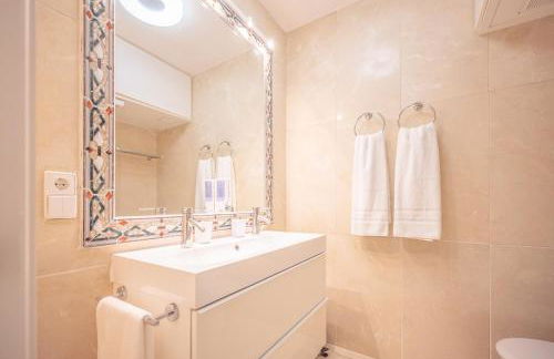 La Brisa de Alborán - Rooftop Pool in Puerto Deportivo - Photo 6