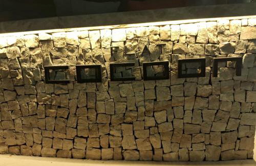 FLAT ENCANTADOR A UM PASSO DA PRAIA - Foto 73