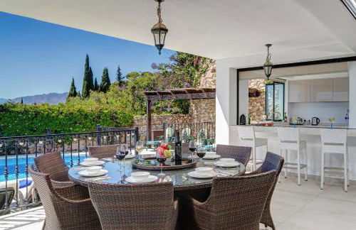 La Escala - 6 bedroom villa with pool - Photo 56