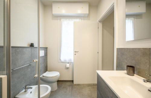 College Suites - Photo 7