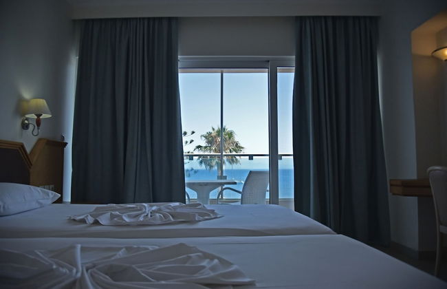 Bristol Sea View Apartments - Photo 14