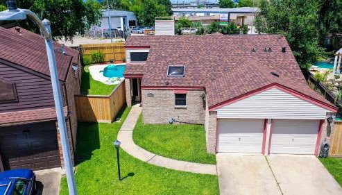 HoustonGem Private Pool & Hot Tub 20 Min to DT - Foto 5