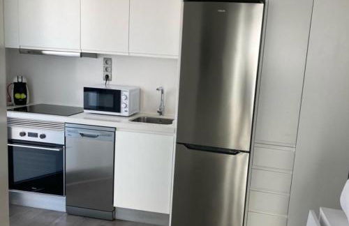 APARTAMENTO ATICO gran terraza y Jacuzzi cerca de la playa - Photo 14