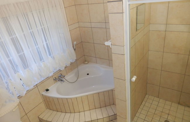 High Tide - Photo 18