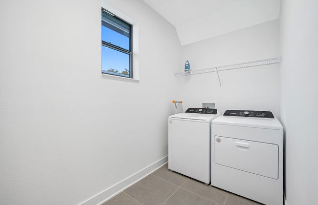 Luxury Modern Villa w/ Pool, Jacuzzi & Amenities! - Foto 74