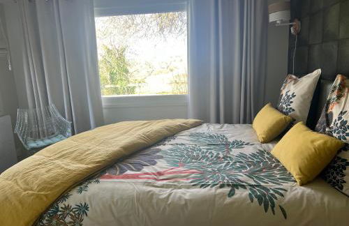 Gîtes de charme "l'écrin de Vendée" jacuzzi privatif, piscine chauffée, prestations bien être, vélos à 10 mn de l'océan sur 3,5 h de verdure - Photo 51