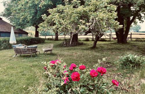 Motts Lodge - Photo 41