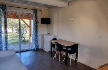 Maisonnette Sous les chênes GARD 30 - Photo 1