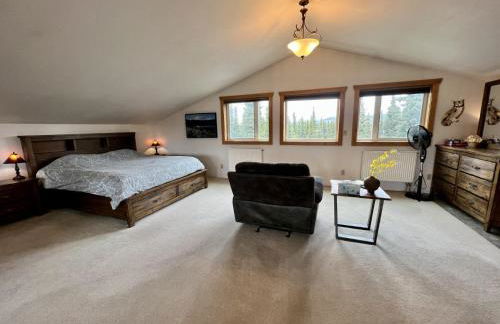 Denali King Suite with Amazing Views - Photo 15