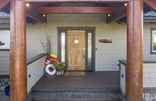 New Beautiful Waterfront at Sandy Point - Photo 8