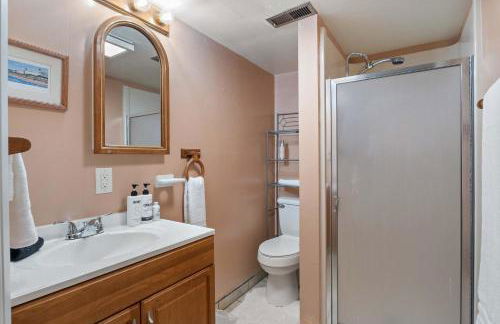 Lakefront Home Private Dock with Main Channel View - Foto 42