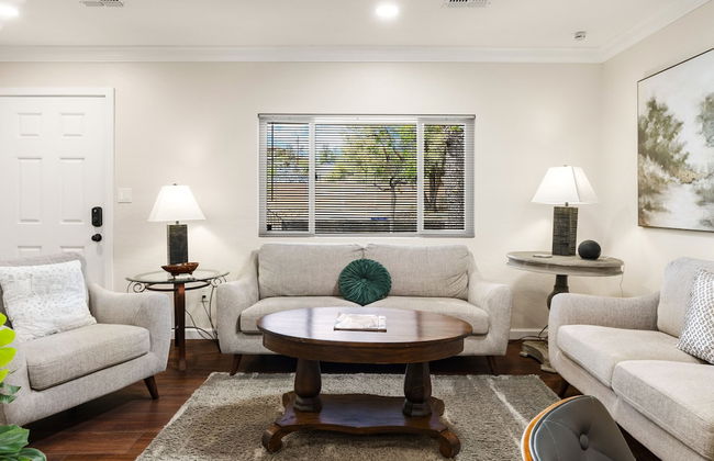 Prescott Family Friendly 3 Bedroom w Large Yard - Photo 1