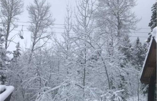 Bray House - Ski-in Ski-out family home - Foto 47