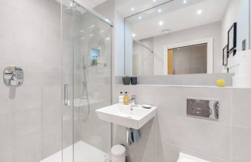 Spacious Family Oasis Explore with Ease - Pass the Keys - Photo 19