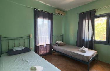 Sunset Apartments - Photo 11