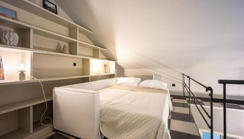 A Majestic Oasis in Keramikos, the Heart of Athens - Foto 2