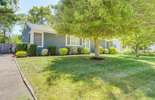 Bayville Getaway with Fire Pit - 2 Mi to Beach! - Foto 27