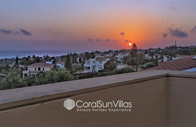 Wonderful Quiet Area, Completely Privacy, Large Private Pool, Colourful Garden - Foto 67