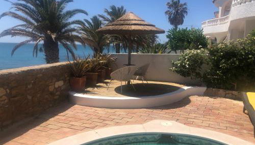 Beach front/waterside apartment - Foto 3