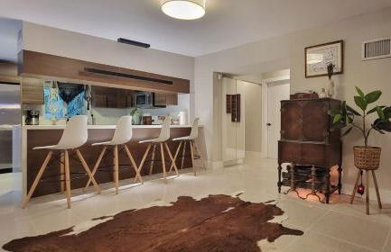 -Disco Bungalow- One third mile to FTL Marine Center - Foto 21